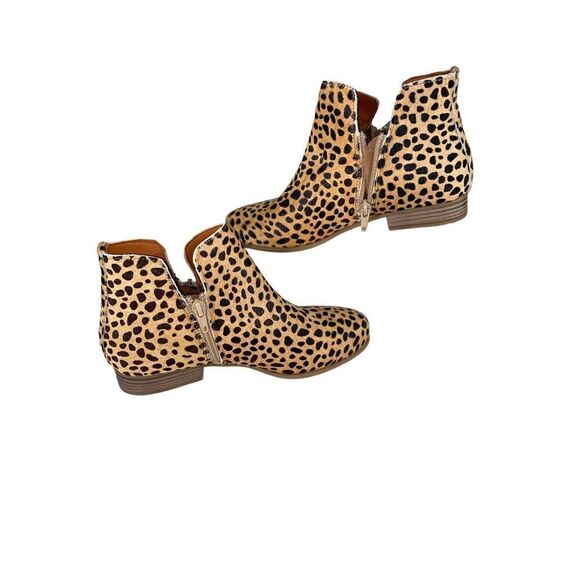 Women's Eric Michael, Lynx Ankle Boot Size 36 EU 6 US Leopard Boots - Picture 5 of 7